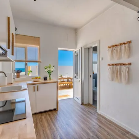 One Step To The / Sea, Algarve House Villa Faro